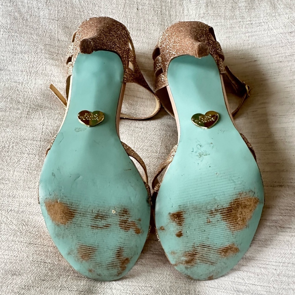 Blue by Betsy Johnson Sparkly Gold Heels, Size 9 - Picture 12 of 14